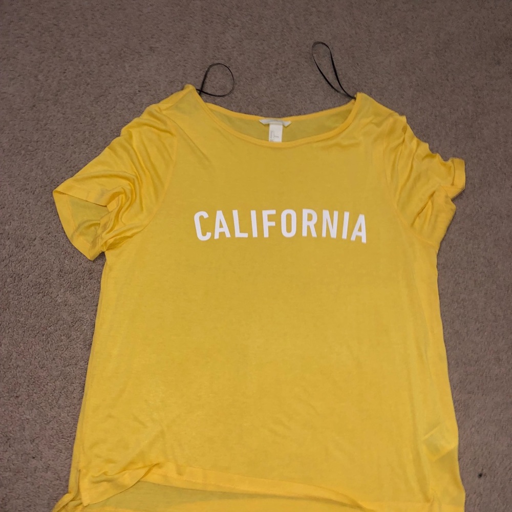H&M Yellow T shirt Women’s